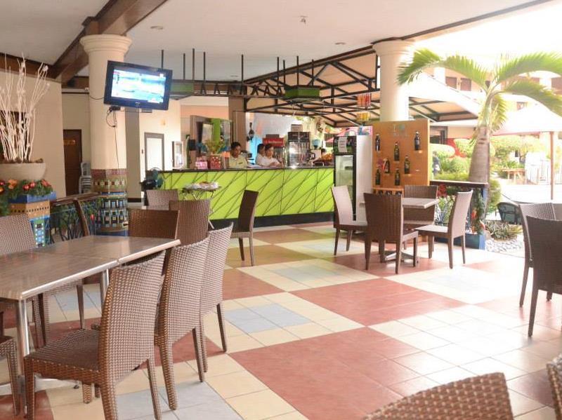 La Maja Rica Hotel Tarlac City Zewnętrze zdjęcie