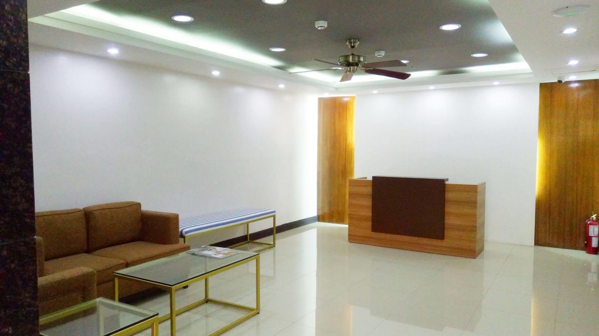 La Maja Rica Hotel Tarlac City Zewnętrze zdjęcie