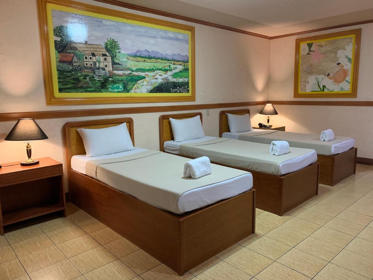 La Maja Rica Hotel Tarlac City Zewnętrze zdjęcie