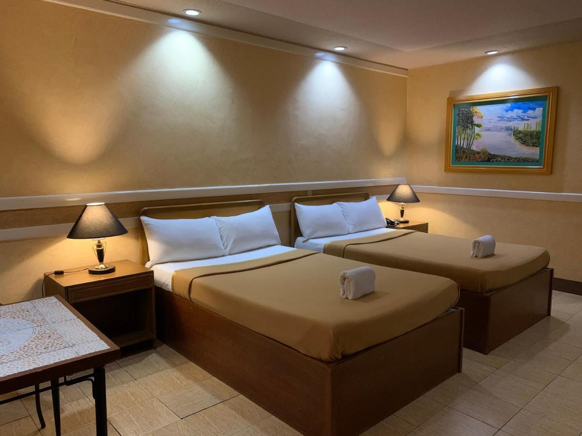 La Maja Rica Hotel Tarlac City Zewnętrze zdjęcie