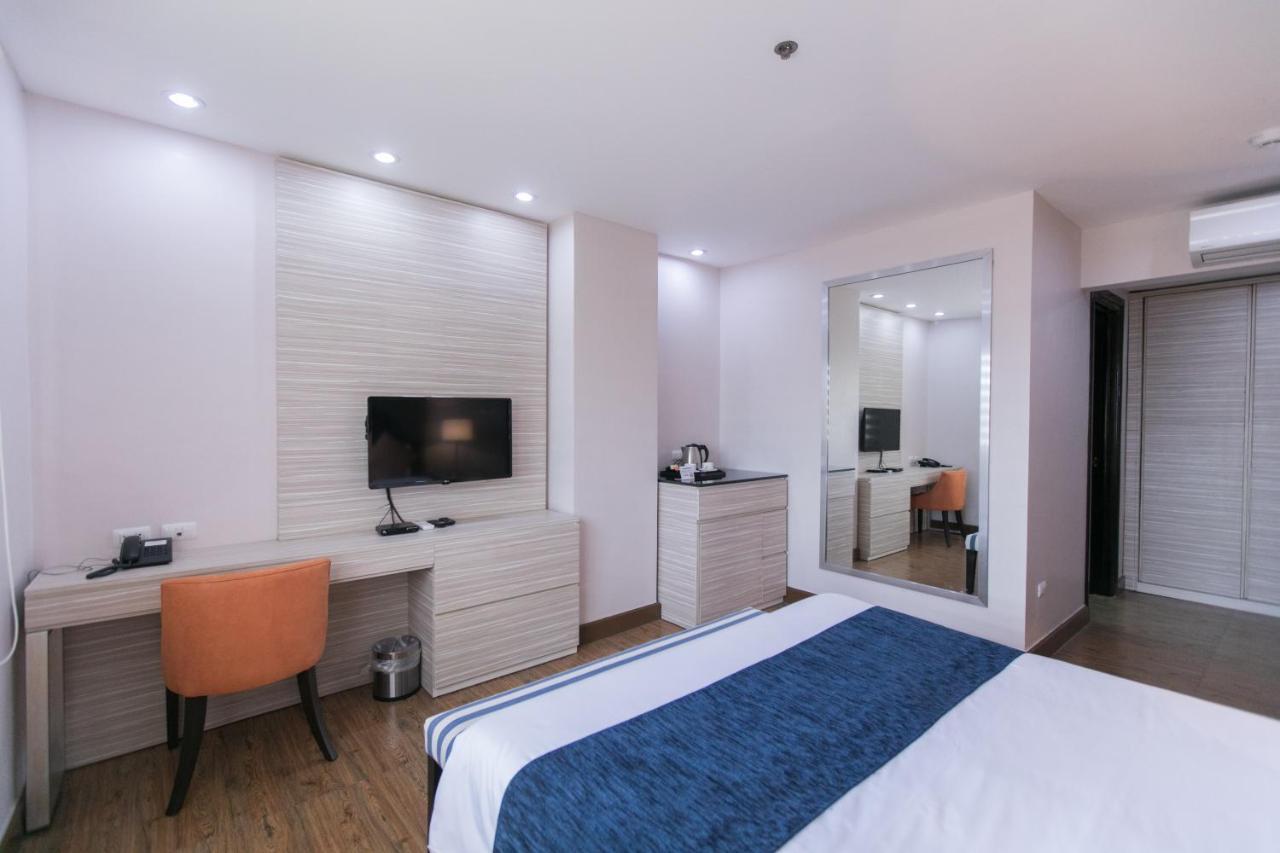 La Maja Rica Hotel Tarlac City Zewnętrze zdjęcie
